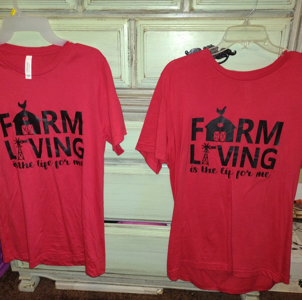 "Farm Living is the life for me" Green acres shirt in size L